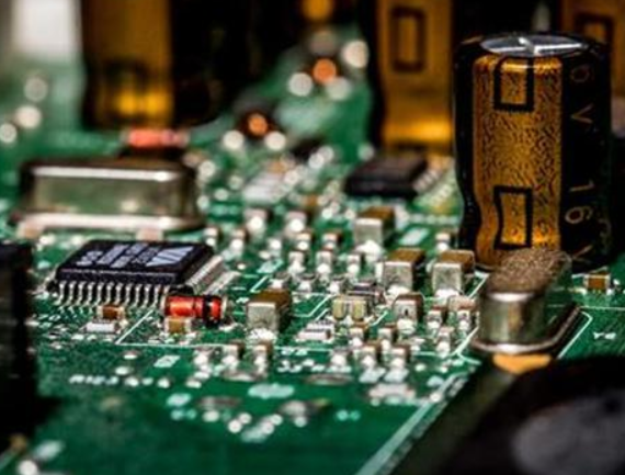 SMT貼片加工之前為何要將PCB放到烤箱進行烘烤呢？